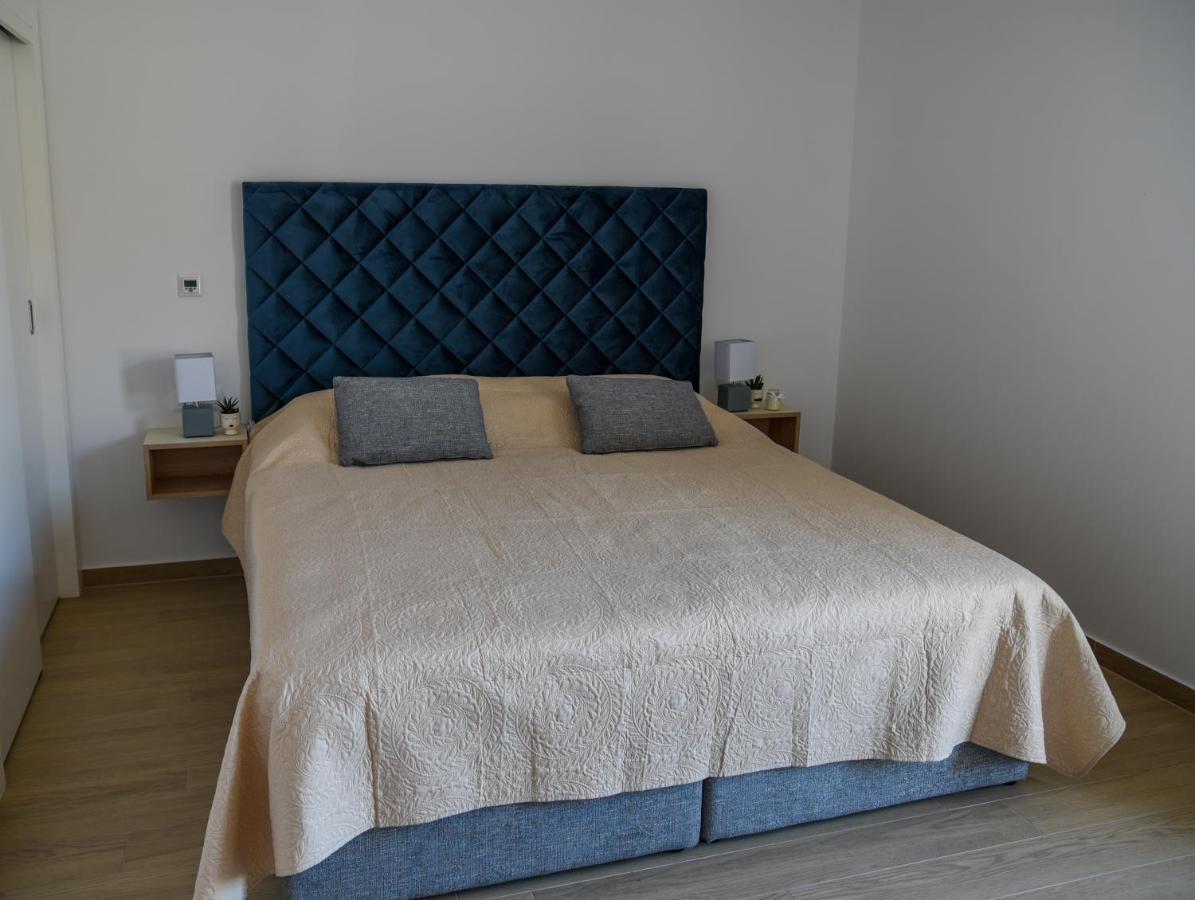 Sangulin Palace V Biograd Na Moru Bagian luar foto